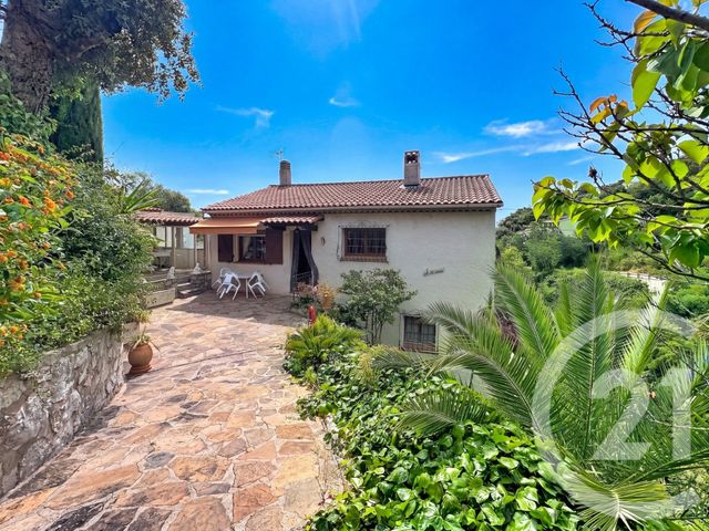 maison à vendre - 6 pièces - 110.0 m2 - MANDELIEU LA NAPOULE - 06 - PROVENCE-ALPES-COTE-D-AZUR - Century 21 Azurim
