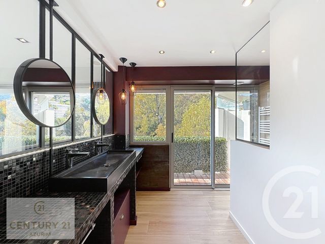 Appartement F5 à vendre - 5 pièces - 107.46 m2 - LE GOLFE JUAN - 06 - PROVENCE-ALPES-COTE-D-AZUR - Century 21 Azurim