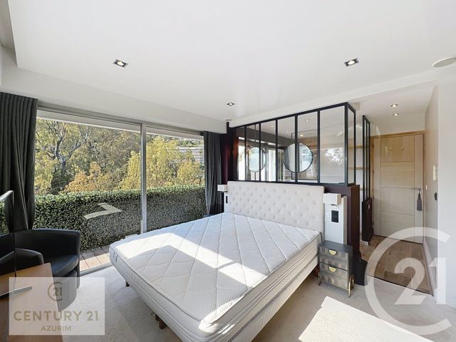 Appartement F5 à vendre - 5 pièces - 107.46 m2 - LE GOLFE JUAN - 06 - PROVENCE-ALPES-COTE-D-AZUR - Century 21 Azurim