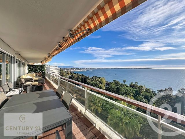 Appartement F5 à vendre - 5 pièces - 107.46 m2 - LE GOLFE JUAN - 06 - PROVENCE-ALPES-COTE-D-AZUR - Century 21 Azurim