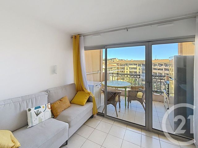 Appartement F1 à vendre - 1 pièce - 25.61 m2 - CANNES LA BOCCA - 06 - PROVENCE-ALPES-COTE-D-AZUR - Century 21 Azurim