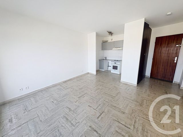 Appartement F2 à vendre - 2 pièces - 33.0 m2 - MANDELIEU LA NAPOULE - 06 - PROVENCE-ALPES-COTE-D-AZUR - Century 21 Azurim