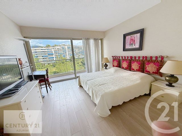 Appartement F4 à vendre - 4 pièces - 99.63 m2 - MANDELIEU LA NAPOULE - 06 - PROVENCE-ALPES-COTE-D-AZUR - Century 21 Azurim