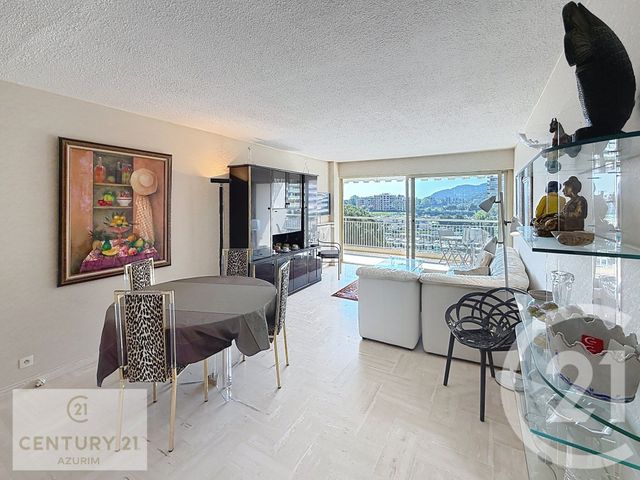 Appartement F4 à vendre - 4 pièces - 99.63 m2 - MANDELIEU LA NAPOULE - 06 - PROVENCE-ALPES-COTE-D-AZUR - Century 21 Azurim