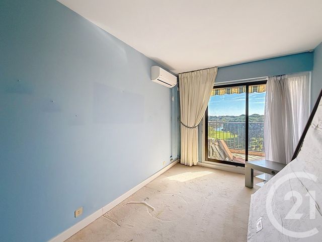 Appartement F3 à vendre - 3 pièces - 75.0 m2 - MANDELIEU LA NAPOULE - 06 - PROVENCE-ALPES-COTE-D-AZUR - Century 21 Azurim