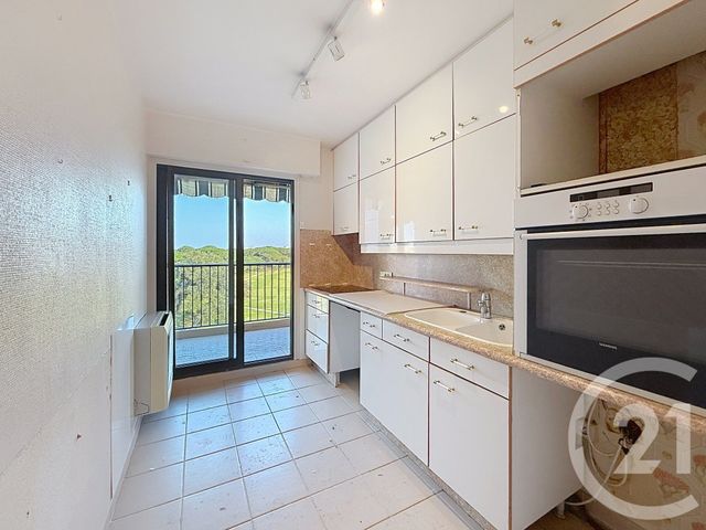 Appartement F3 à vendre - 3 pièces - 75.0 m2 - MANDELIEU LA NAPOULE - 06 - PROVENCE-ALPES-COTE-D-AZUR - Century 21 Azurim