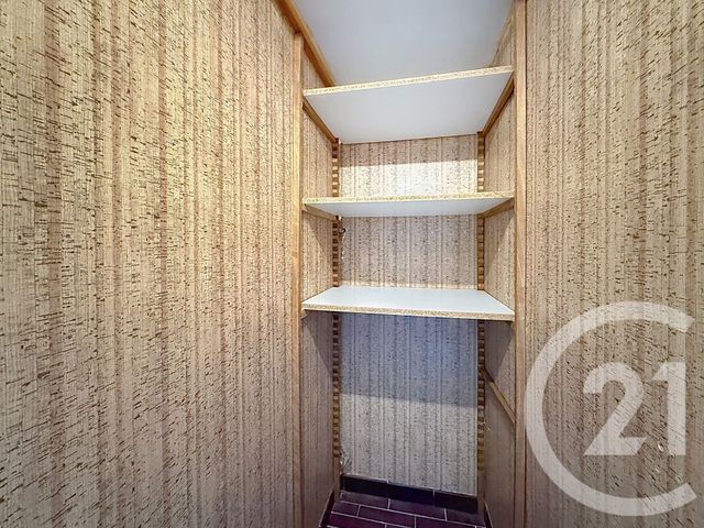 Appartement F3 à vendre - 3 pièces - 75.0 m2 - MANDELIEU LA NAPOULE - 06 - PROVENCE-ALPES-COTE-D-AZUR - Century 21 Azurim