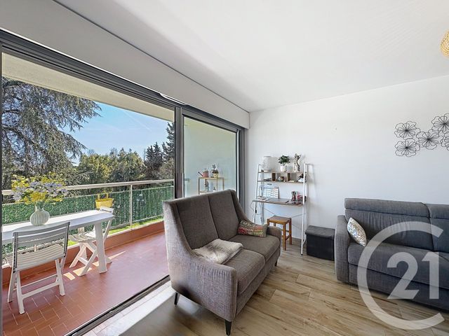 Appartement T3 à vendre - 3 pièces - 68.39 m2 - MANDELIEU LA NAPOULE - 06 - PROVENCE-ALPES-COTE-D-AZUR - Century 21 Azurim