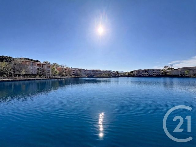 Appartement F3 à vendre - 3 pièces - 53.74 m2 - MANDELIEU LA NAPOULE - 06 - PROVENCE-ALPES-COTE-D-AZUR - Century 21 Azurim