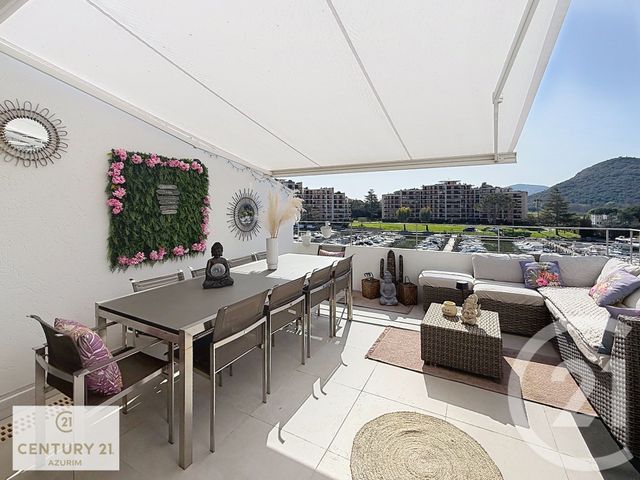 Appartement F4 à vendre - 4 pièces - 95.52 m2 - MANDELIEU LA NAPOULE - 06 - PROVENCE-ALPES-COTE-D-AZUR - Century 21 Azurim