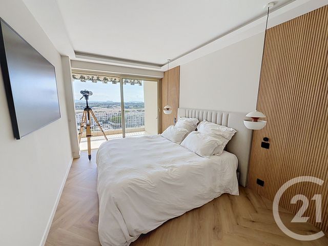 Appartement F4 à vendre - 4 pièces - 99.62 m2 - MANDELIEU LA NAPOULE - 06 - PROVENCE-ALPES-COTE-D-AZUR - Century 21 Azurim