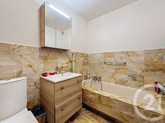 Appartement F4 à vendre - 4 pièces - 101.06 m2 - MANDELIEU LA NAPOULE - 06 - PROVENCE-ALPES-COTE-D-AZUR - Century 21 Azurim