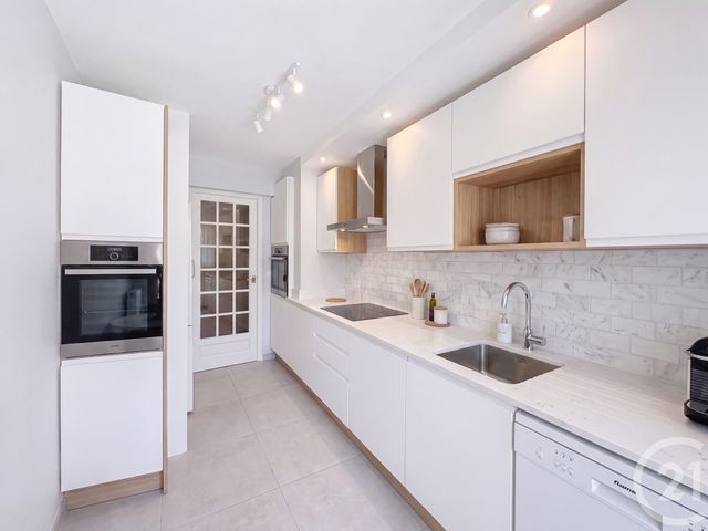 Appartement F3 à vendre - 3 pièces - 68.67 m2 - MANDELIEU LA NAPOULE - 06 - PROVENCE-ALPES-COTE-D-AZUR - Century 21 Azurim