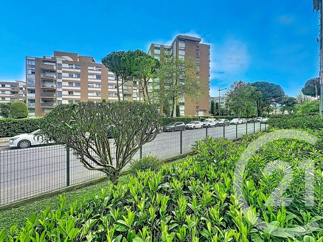 Appartement F2 à vendre - 2 pièces - 45.13 m2 - MANDELIEU LA NAPOULE - 06 - PROVENCE-ALPES-COTE-D-AZUR - Century 21 Azurim