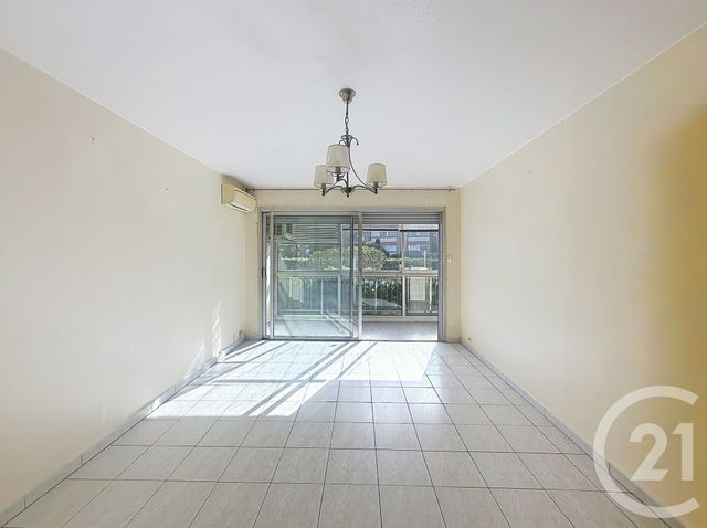 Appartement F2 à vendre - 2 pièces - 45.13 m2 - MANDELIEU LA NAPOULE - 06 - PROVENCE-ALPES-COTE-D-AZUR - Century 21 Azurim