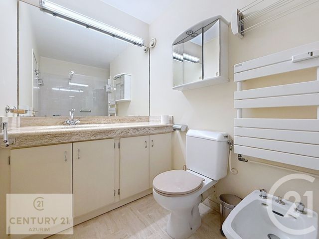 Appartement F3 à vendre - 3 pièces - 64.81 m2 - MANDELIEU LA NAPOULE - 06 - PROVENCE-ALPES-COTE-D-AZUR - Century 21 Azurim