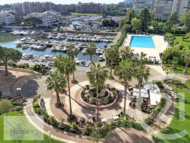 Appartement F3 à vendre - 3 pièces - 64.81 m2 - MANDELIEU LA NAPOULE - 06 - PROVENCE-ALPES-COTE-D-AZUR - Century 21 Azurim
