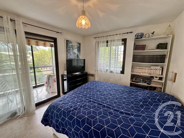 Appartement F2 à vendre - 2 pièces - 41.49 m2 - MANDELIEU LA NAPOULE - 06 - PROVENCE-ALPES-COTE-D-AZUR - Century 21 Azurim