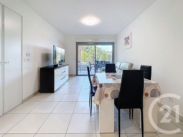 Appartement F3 à vendre - 3 pièces - 58.0 m2 - THEOULE SUR MER - 06 - PROVENCE-ALPES-COTE-D-AZUR - Century 21 Azurim