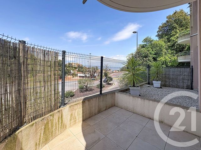 Appartement F3 à vendre - 3 pièces - 58.0 m2 - THEOULE SUR MER - 06 - PROVENCE-ALPES-COTE-D-AZUR - Century 21 Azurim