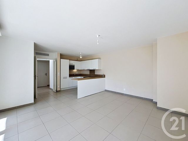 Appartement F3 à vendre - 3 pièces - 60.58 m2 - MANDELIEU LA NAPOULE - 06 - PROVENCE-ALPES-COTE-D-AZUR - Century 21 Azurim