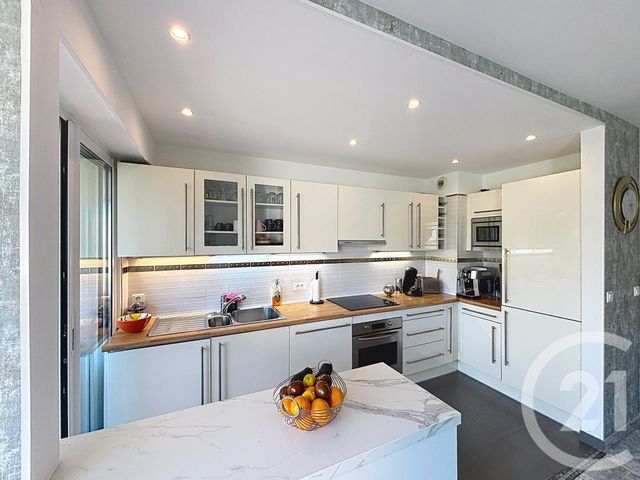 Appartement F2 à vendre - 2 pièces - 56.55 m2 - MANDELIEU LA NAPOULE - 06 - PROVENCE-ALPES-COTE-D-AZUR - Century 21 Azurim