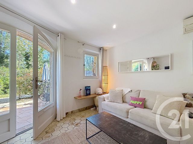 Appartement F2 à vendre - 2 pièces - 53.97 m2 - MANDELIEU LA NAPOULE - 06 - PROVENCE-ALPES-COTE-D-AZUR - Century 21 Azurim