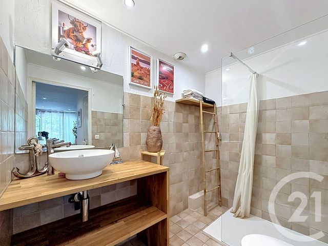 Appartement F2 à vendre - 2 pièces - 53.97 m2 - MANDELIEU LA NAPOULE - 06 - PROVENCE-ALPES-COTE-D-AZUR - Century 21 Azurim