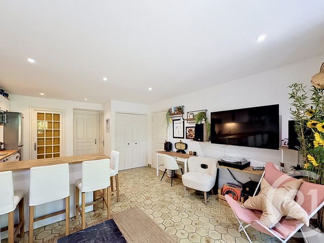 Appartement F2 à vendre - 2 pièces - 53.97 m2 - MANDELIEU LA NAPOULE - 06 - PROVENCE-ALPES-COTE-D-AZUR - Century 21 Azurim