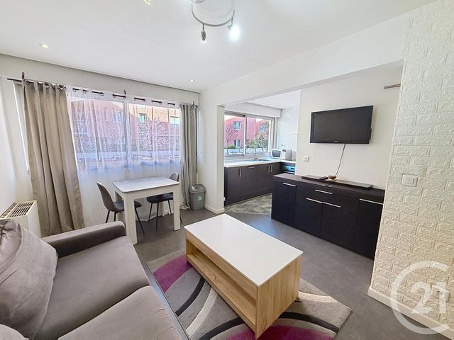 Appartement F1 à vendre - 1 pièce - 27.16 m2 - MANDELIEU LA NAPOULE - 06 - PROVENCE-ALPES-COTE-D-AZUR - Century 21 Azurim