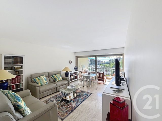 Appartement F4 à vendre - 4 pièces - 87.26 m2 - MANDELIEU LA NAPOULE - 06 - PROVENCE-ALPES-COTE-D-AZUR - Century 21 Azurim
