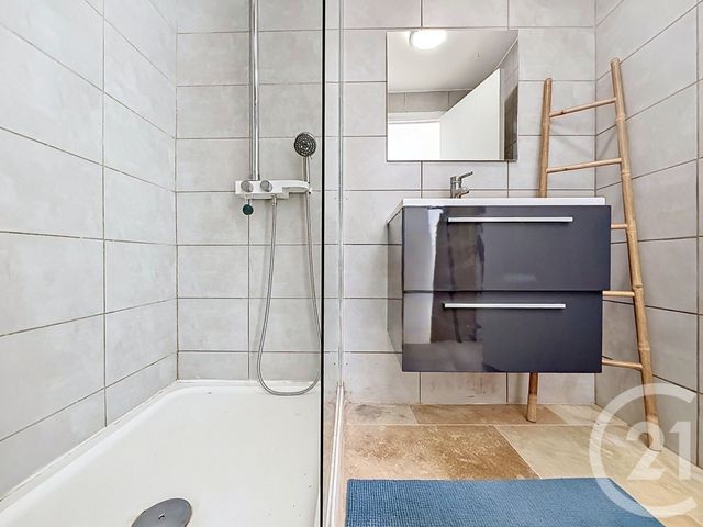 maison à vendre - 5 pièces - 186.14 m2 - MANDELIEU LA NAPOULE - 06 - PROVENCE-ALPES-COTE-D-AZUR - Century 21 Azurim