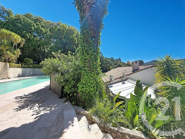 maison à vendre - 5 pièces - 186.14 m2 - MANDELIEU LA NAPOULE - 06 - PROVENCE-ALPES-COTE-D-AZUR - Century 21 Azurim