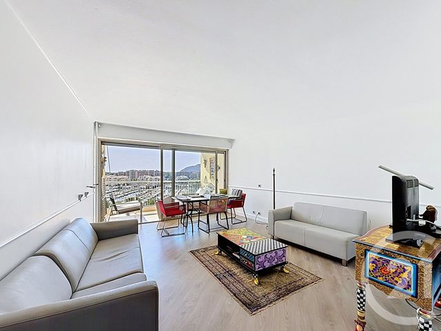 Appartement à vendre - 2 pièces - 58.96 m2 - MANDELIEU LA NAPOULE - 06 - PROVENCE-ALPES-COTE-D-AZUR - Century 21 Azurim