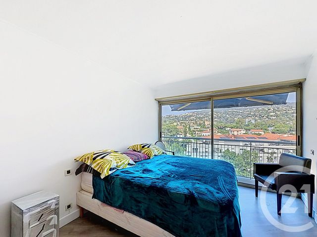 Appartement à vendre - 2 pièces - 58.96 m2 - MANDELIEU LA NAPOULE - 06 - PROVENCE-ALPES-COTE-D-AZUR - Century 21 Azurim