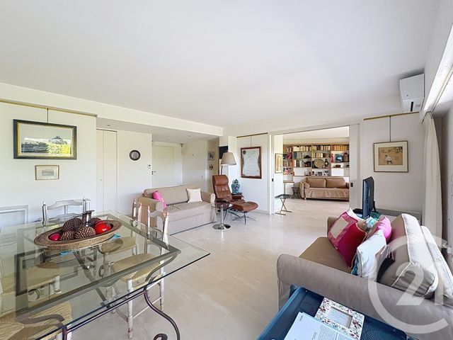 Appartement F3 à vendre - 3 pièces - 99.0 m2 - MANDELIEU LA NAPOULE - 06 - PROVENCE-ALPES-COTE-D-AZUR - Century 21 Azurim