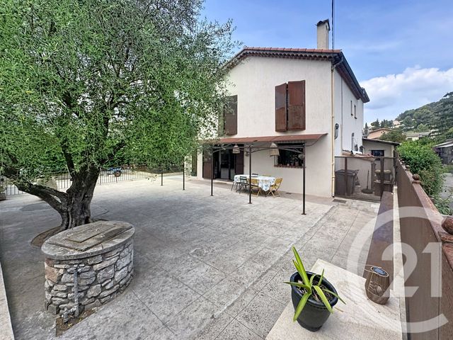 maison à vendre - 6 pièces - 215.0 m2 - 06 - PROVENCE-ALPES-COTE-D-AZUR - Century 21 Azurim