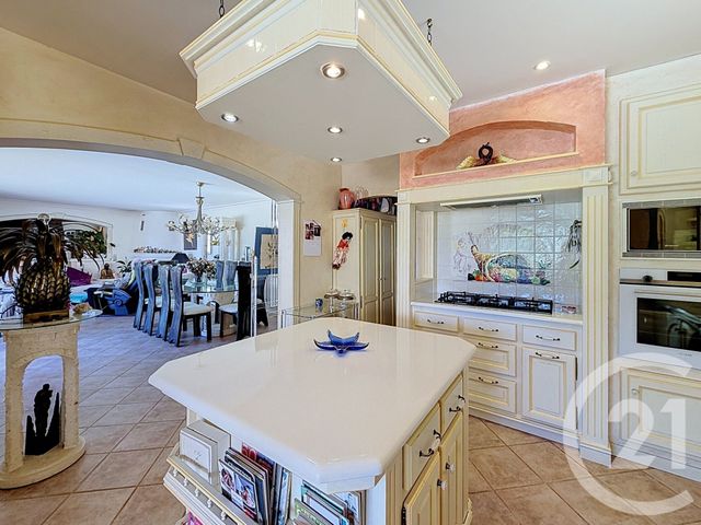 maison à vendre - 8 pièces - 250.0 m2 - CABRIS - 06 - PROVENCE-ALPES-COTE-D-AZUR - Century 21 Azurim