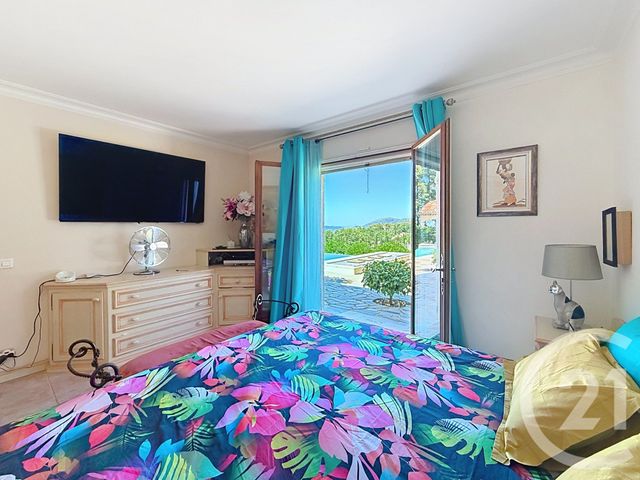 maison à vendre - 8 pièces - 250.0 m2 - CABRIS - 06 - PROVENCE-ALPES-COTE-D-AZUR - Century 21 Azurim