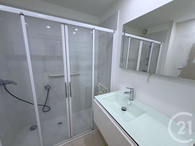 Appartement F2 à vendre - 2 pièces - 51.51 m2 - MANDELIEU LA NAPOULE - 06 - PROVENCE-ALPES-COTE-D-AZUR - Century 21 Azurim