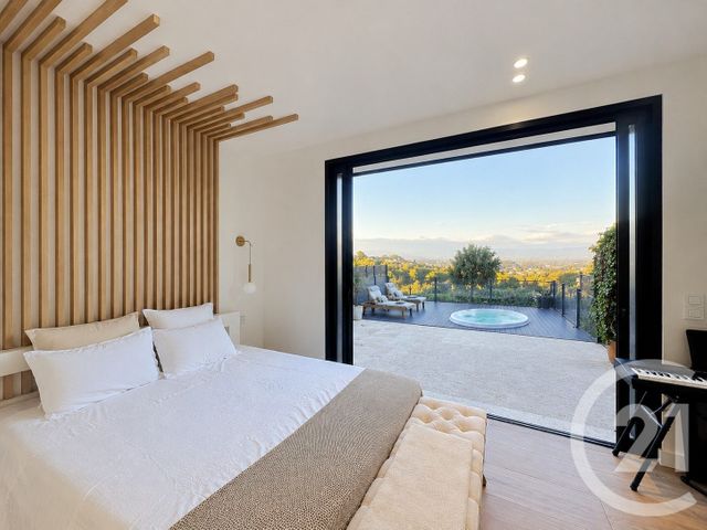 maison à vendre - 4 pièces - 92.0 m2 - MANDELIEU LA NAPOULE - 06 - PROVENCE-ALPES-COTE-D-AZUR - Century 21 Azurim