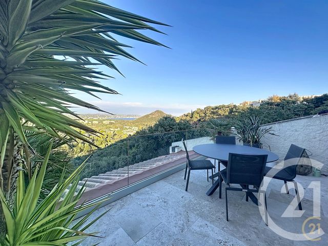 maison à vendre - 4 pièces - 92.0 m2 - MANDELIEU LA NAPOULE - 06 - PROVENCE-ALPES-COTE-D-AZUR - Century 21 Azurim