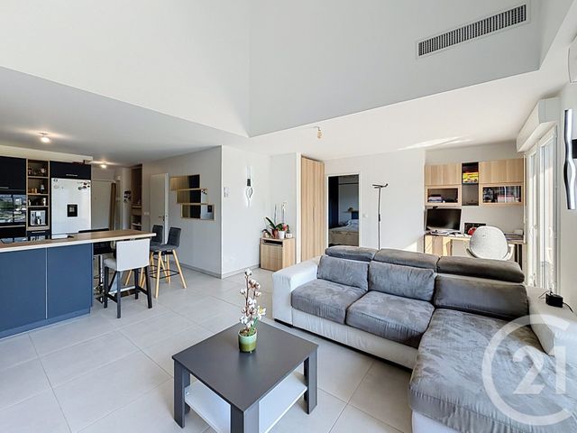 Appartement Duplex à vendre - 4 pièces - 118.13 m2 - LA ROQUETTE SUR SIAGNE - 06 - PROVENCE-ALPES-COTE-D-AZUR - Century 21 Azurim