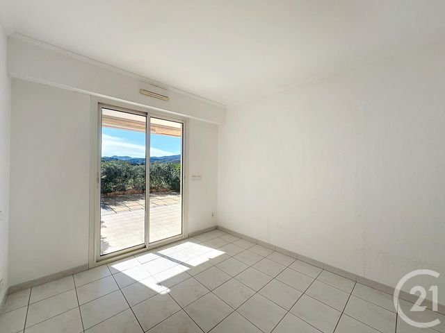Appartement T2 à vendre - 2 pièces - 36.02 m2 - MANDELIEU LA NAPOULE - 06 - PROVENCE-ALPES-COTE-D-AZUR - Century 21 Azurim