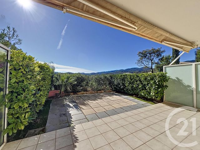 Appartement T2 à vendre - 2 pièces - 36.02 m2 - MANDELIEU LA NAPOULE - 06 - PROVENCE-ALPES-COTE-D-AZUR - Century 21 Azurim