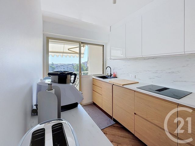 Appartement F3 à vendre - 3 pièces - 65.01 m2 - MANDELIEU LA NAPOULE - 06 - PROVENCE-ALPES-COTE-D-AZUR - Century 21 Azurim
