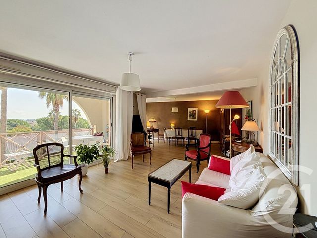 Appartement F4 à vendre - 4 pièces - 78.0 m2 - MANDELIEU LA NAPOULE - 06 - PROVENCE-ALPES-COTE-D-AZUR - Century 21 Azurim