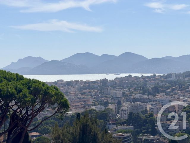 Appartement F3 à vendre - 3 pièces - 71.13 m2 - LE CANNET - 06 - PROVENCE-ALPES-COTE-D-AZUR - Century 21 Azurim