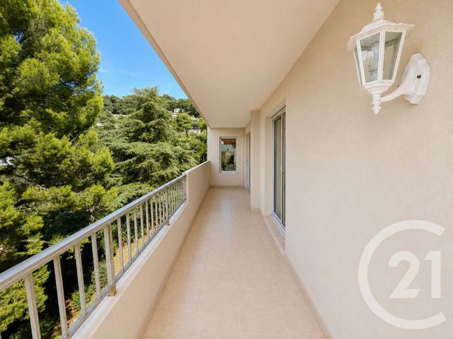 Appartement F3 à vendre - 3 pièces - 71.13 m2 - LE CANNET - 06 - PROVENCE-ALPES-COTE-D-AZUR - Century 21 Azurim