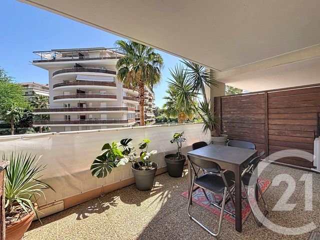 Appartement F3 à vendre - 3 pièces - 67.31 m2 - MANDELIEU LA NAPOULE - 06 - PROVENCE-ALPES-COTE-D-AZUR - Century 21 Azurim